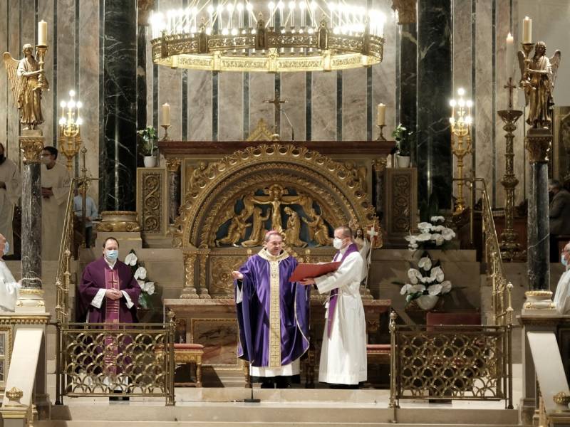 Elhunyt püspökök miséje (23).JPG